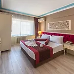 מלון Viva Deluxe